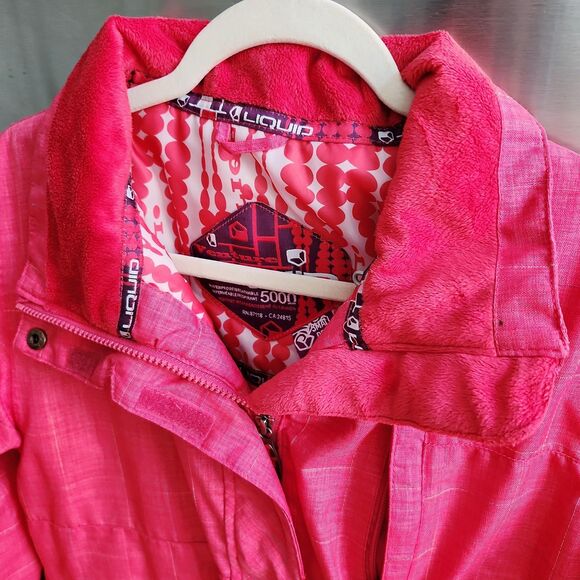 Liquid Women's Venture 5000 Waterproof Ski/Snowboarding Jacket Small - Picture 8 of 9